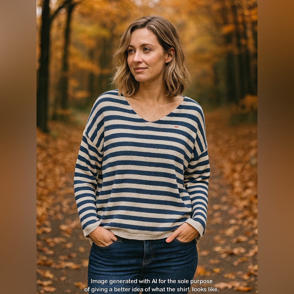 Tommy Hilfiger Navy and Cream Striped Sweater